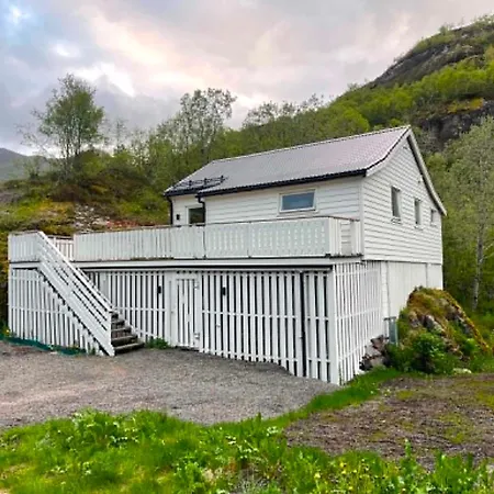 Svolvaer Minihouse Kongsmarka